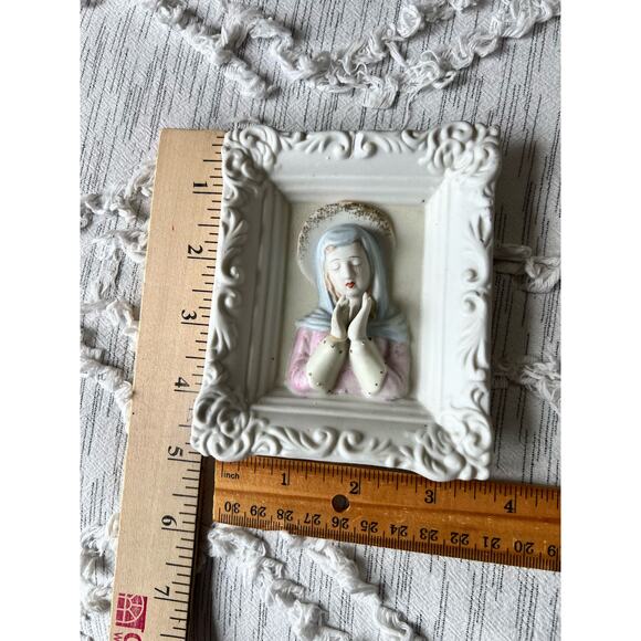 Lefton Mary Madonna Praying Vintage Hand Painted Porcelain Wall Plaque Religious - Picture 2 of 4